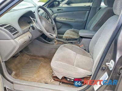 Zdjęcie 7 z 11 samochodu: 2002 TOYOTA CAMRY LE VIN:4T1BE32K22U525188 - miniatura
