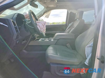 Zdjęcie 7 z 13 samochodu: 2019 FORD EXPEDITION MAX XLT VIN:1FMJK1JT7KEA44284 - miniatura