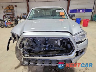Piąte zdjęcie samochodu w środku: 2022 TOYOTA TACOMA SR5 VIN:3TYSX5EN1NT012611 - miniatura