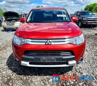 Piąte zdjęcie samochodu w środku: 2015 MITSUBISHI OUTLANDER SE VIN:JA4AZ3A33FZ011321 - miniatura
