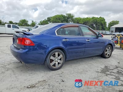 Trzecie zdjęcie samochodu z tyłu: 2007 KIA OPTIMA LX VIN:KNAGE124375126093 - miniatura