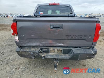 Zdjęcie 6 z 12 samochodu: 2021 TOYOTA TUNDRA CREWMAX SR5 VIN:5TFEY5F19MX299299 - miniatura