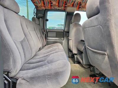 Zdjęcie 10 z 11 samochodu: 2003 GMC NEW SIERRA C1500 VIN:2GTEC19V131264449 - miniatura