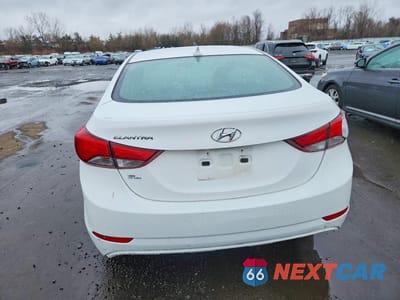 Zdjęcie 6 z 12 samochodu: 2014 HYUNDAI ELANTRA SE VIN:5NPDH4AE7EH506818 - miniatura