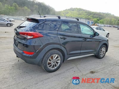 Trzecie zdjęcie samochodu z tyłu: 2017 HYUNDAI TUCSON SE VIN:KM8J33A47HU466992 - miniatura