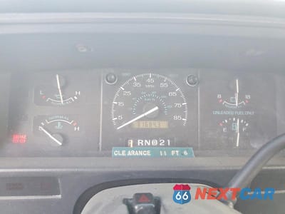 Zdjęcie 9 z 13 samochodu: 1993 FORD E350 AMBULANCE VIN:1FDKE37H7PHA02097 - miniatura