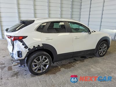 Trzecie zdjęcie samochodu z tyłu: 2025 MAZDA CX-30 PREFERRED VIN:3MVDMBCM2SM753902 - miniatura