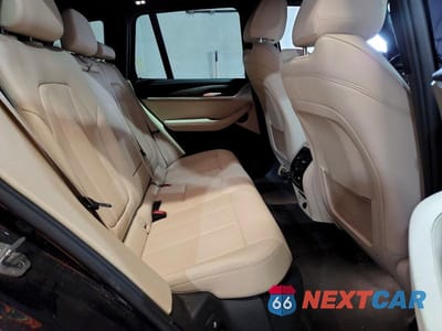 Zdjęcie 10 z 11 samochodu: 2018 BMW X3 XDRIVE30I VIN:5UXTR9C55JLC77906 - miniatura