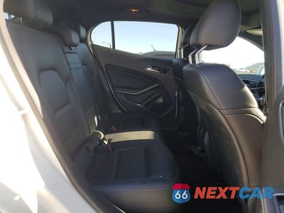 Zdjęcie 11 z 14 samochodu: 2017 MERCEDES-BENZ GLA 250 VIN:WDCTG4EB5HJ299009 - miniatura
