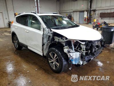 Czwarte zdjęcie samochodu z boku: 2018 TOYOTA RAV4 XLE VIN:JTMRFREV4JD224185 - miniatura