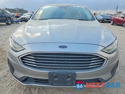 Piąte zdjęcie samochodu w środku: 2020 FORD FUSION SE VIN:3FA6P0HD0LR168230 - miniatura