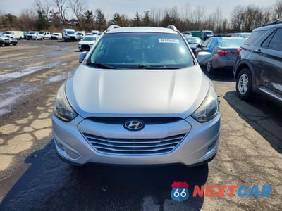 Piąte zdjęcie samochodu w środku: 2015 HYUNDAI TUCSON SE VIN:KM8JUCAG9FU972277 - miniatura