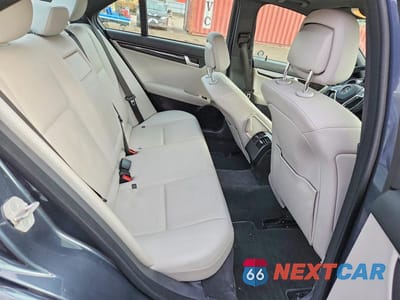 Zdjęcie 10 z 12 samochodu: 2014 MERCEDES-BENZ C 300 4MATIC VIN:WDDGF8ABXEG191555 - miniatura