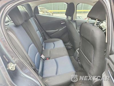 Zdjęcie 10 z 13 samochodu: 2018 TOYOTA YARIS IA BASE VIN:3MYDLBYV4JY305546 - miniatura
