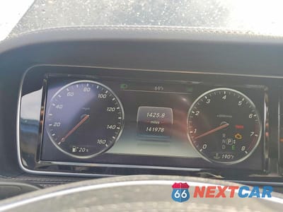 Zdjęcie 9 z 12 samochodu: 2016 MERCEDES-BENZ S 550 VIN:WDDUG8CB8GA204371 - miniatura