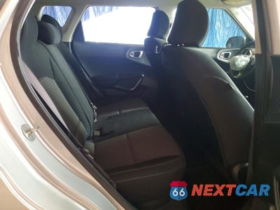 Zdjęcie 10 z 12 samochodu: 2021 KIA SOUL S VIN:KNDJ23AU2M7796460 - miniatura