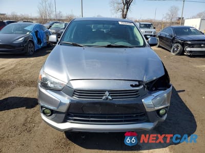 Piąte zdjęcie samochodu w środku: 2017 MITSUBISHI RVR SE VIN:JA4AJ3AU3HZ610481 - miniatura