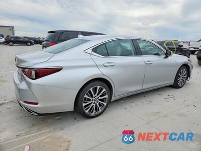 Trzecie zdjęcie samochodu z tyłu: 2019 LEXUS ES 350 VIN:58ABZ1B12KU045824 - miniatura