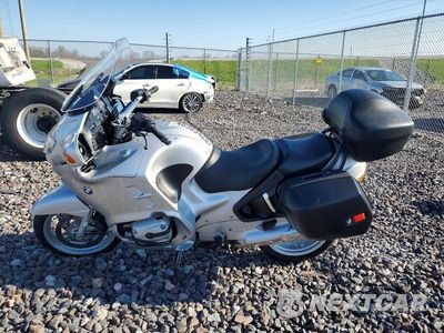 Trzecie zdjęcie samochodu z tyłu: 2004 BMW R1150 RT VIN:WB10499A34ZE91010 - miniatura