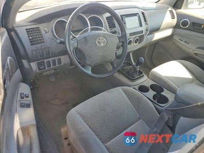 Zdjęcie 8 z 11 samochodu: 2008 TOYOTA TACOMA BASE VIN:5TETX22N18Z485113 - miniatura