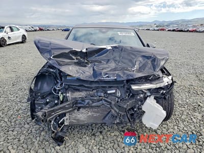 Piąte zdjęcie samochodu w środku: 2023 AUDI S3 PREMIUM PLUS VIN:WAUH3DGY0PA044014 - miniatura