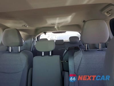 Zdjęcie 10 z 14 samochodu: 2021 TOYOTA SIENNA LE VIN:5TDBRKEC5MS025783 - miniatura