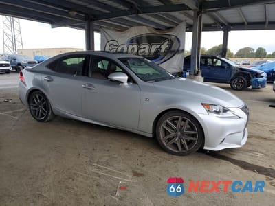 Czwarte zdjęcie samochodu z boku: 2016 LEXUS IS 200T BASE VIN:JTHBA1D25G5023017 - miniatura