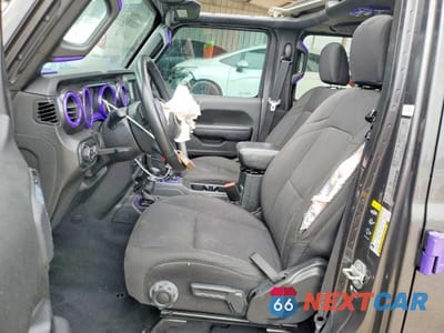 Zdjęcie 7 z 13 samochodu: 2022 JEEP GLADIATOR SPORT VIN:1C6HJTAG9NL156547 - miniatura