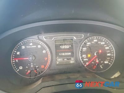 Zdjęcie 9 z 12 samochodu: 2015 AUDI Q3 VIN:WA1EFCFS5FR004722 - miniatura