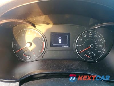 Zdjęcie 9 z 12 samochodu: 2018 KIA OPTIMA LX VIN:5XXGT4L31JG223618 - miniatura