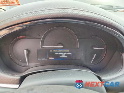 Zdjęcie 9 z 12 samochodu: 2017 CADILLAC XTS LIMOUSINE VIN:2GEXG6U38H9600002 - miniatura
