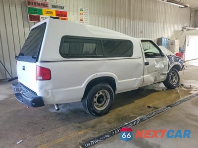 Trzecie zdjęcie samochodu z tyłu: 1998 CHEVROLET S TRUCK S10 VIN:1GCCS1441WK144647 - miniatura