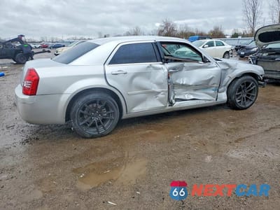 Trzecie zdjęcie samochodu z tyłu: 2005 CHRYSLER 300 TOURING VIN:2C3JA53G35H678613 - miniatura