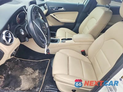 Zdjęcie 7 z 12 samochodu: 2018 MERCEDES-BENZ GLA 250 4MATIC VIN:WDCTG4GB5JJ460655 - miniatura