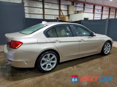 Trzecie zdjęcie samochodu z tyłu: 2014 BMW 335 XI VIN:WBA3B9C53EF588304 - miniatura
