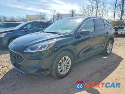 2020 FORD ESCAPE SE 1FMCU9G65LUC02812 - główne zdjęcie licytacji z USA - miniatura