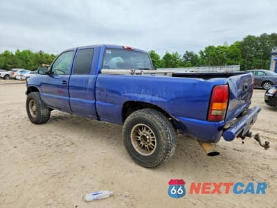 Drugie zdjęcie samochodu z przodu: 1999 CHEVROLET SILVERADO K2500 VIN:1GCGK29UXXZ151072 - miniatura