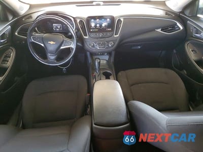 Zdjęcie 8 z 12 samochodu: 2020 CHEVROLET MALIBU RS VIN:1G1ZG5STXLF048204 - miniatura