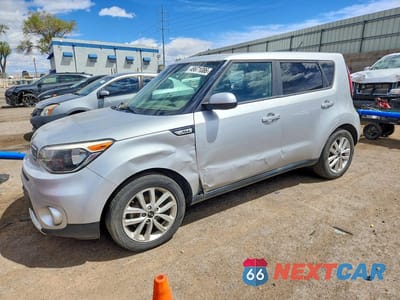 2018 KIA SOUL + KNDJP3A5XJ7509114 - główne zdjęcie licytacji z USA - miniatura