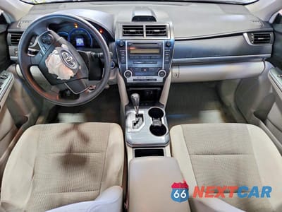 Zdjęcie 8 z 11 samochodu: 2012 TOYOTA CAMRY HYBRID LE VIN:4T1BD1FKXCU013729 - miniatura