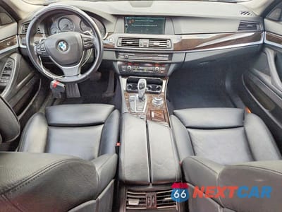 Zdjęcie 8 z 12 samochodu: 2011 BMW 550 I VIN:WBAFR9C57BC758217 - miniatura