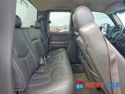 Zdjęcie 10 z 12 samochodu: 2003 CHEVROLET SILVERADO K1500 VIN:1GCEK19T93Z223902 - miniatura