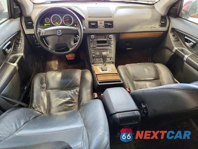 Zdjęcie 8 z 13 samochodu: 2011 VOLVO XC90 3.2 VIN:YV4952CZ0B1587311 - miniatura