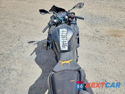 Zdjęcie 6 z 9 samochodu: 2020 KAWASAKI EX400 VIN:JKAEXKG1XLDA71826 - miniatura