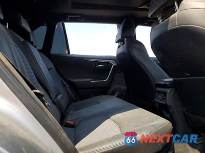 Zdjęcie 11 z 13 samochodu: 2024 TOYOTA RAV4 XSE VIN:JTME6RFV8RJ061504 - miniatura