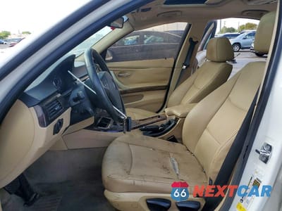 Zdjęcie 7 z 12 samochodu: 2008 BMW 328 I VIN:WBAVA37528NL50389 - miniatura