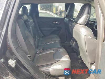 Zdjęcie 10 z 12 samochodu: 2015 JEEP CHEROKEE TRAILHAWK VIN:1C4PJMBS1FW676531 - miniatura