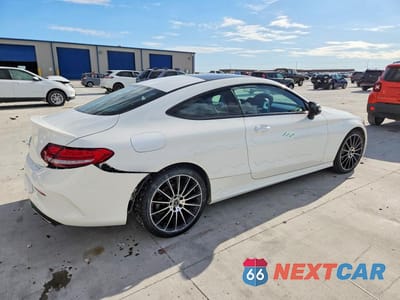 Trzecie zdjęcie samochodu z tyłu: 2019 MERCEDES-BENZ C300 VIN:WDDWJ8DB1KF891939 - miniatura