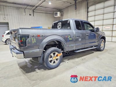 Trzecie zdjęcie samochodu z tyłu: 2018 FORD F150 SUPER CAB VIN:1FTFX1E52JKF96976 - miniatura