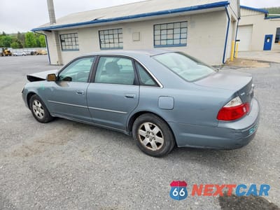 Drugie zdjęcie samochodu z przodu: 2003 TOYOTA AVALON XLS VIN:4T1BF28B03U330979 - miniatura